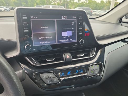 Used 2021 Toyota C-HR LE FWD image 29