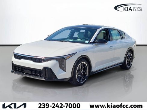 New 2026 Kia K4 GT-Line FWD image 3