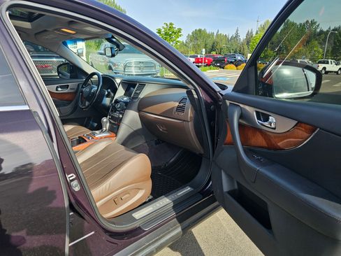 Used 2011 INFINITI FX35 AWD image 33
