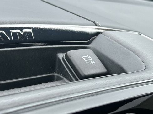 Used 2022 RAM 1500 Limited AWD/4WD image 38