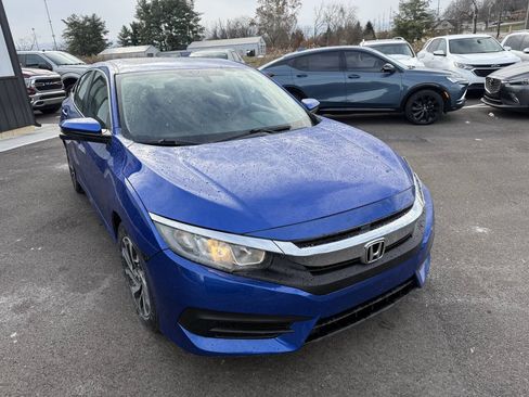 Used 2017 Honda Civic EX image 4