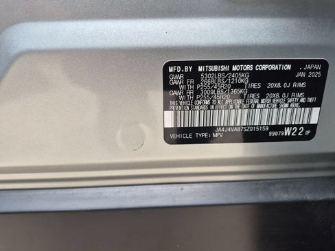 Used 2025 Mitsubishi Outlander SE AWD/4WD image 8
