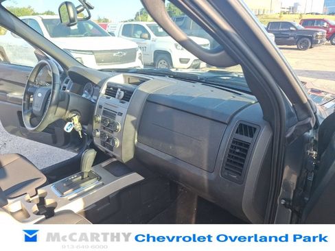 Used 2011 Ford Escape XLT AWD/4WD image 15