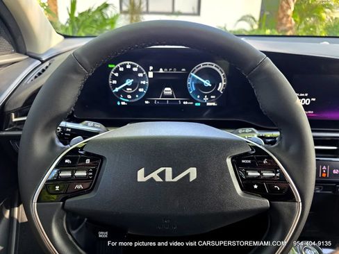 Used 2023 Kia Niro Wind FWD image 29