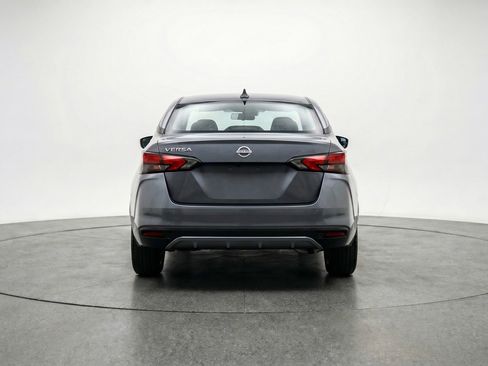 Used 2025 Nissan Versa SV image 7