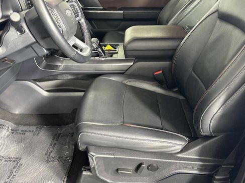 Used 2023 Ford F150 Lariat image 8