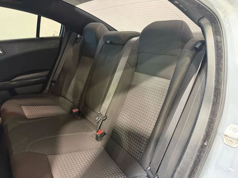 Used 2022 Dodge Charger R/T w/ Blacktop Package image 18