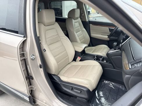 Used 2017 Honda CR-V Touring image 14