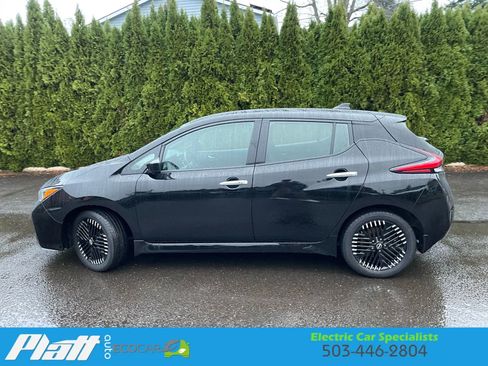 Used 2023 Nissan Leaf SV Plus image 5