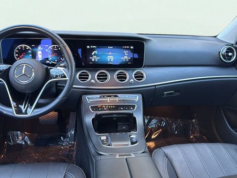 Used 2022 Mercedes-Benz E 350 Sedan image 21