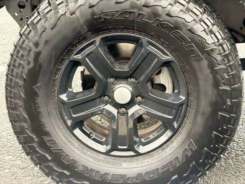 Used 2019 Jeep Wrangler Sport S image 14