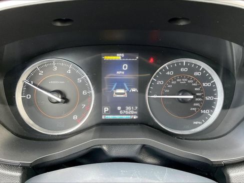 Used 2019 Subaru Crosstrek 2.0i Limited image 12