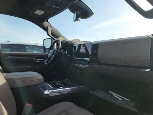 Used 2024 Chevrolet Silverado 3500 LTZ w/ LTZ Plus Package image 10