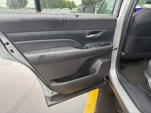 Used 2025 Toyota Grand Highlander AWD Hybrid image 32