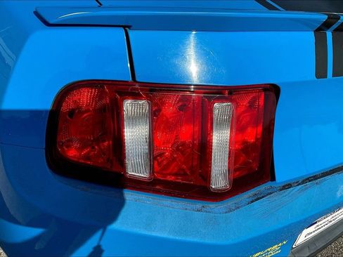Used 2012 Ford Mustang Convertible RWD image 24