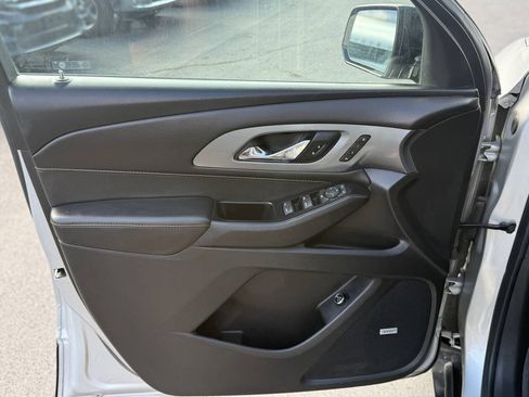 Used 2020 Chevrolet Traverse Premier w/ Redline Edition AWD/4WD image 9