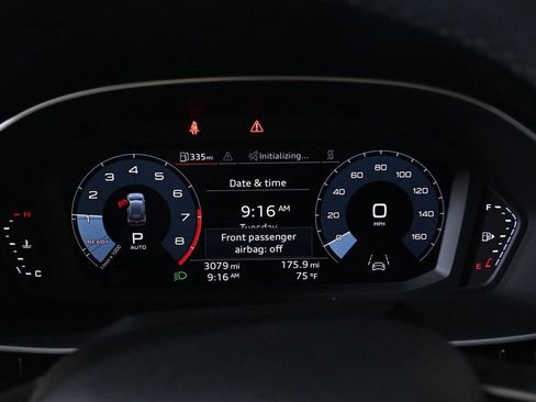 Used 2025 Audi Q3 2.0T Premium w/ Convenience Package image 11