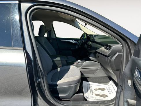 Used 2020 Ford Escape SE FWD image 15