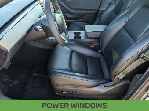 Used 2021 Tesla Model 3 Standard Range Plus image 14