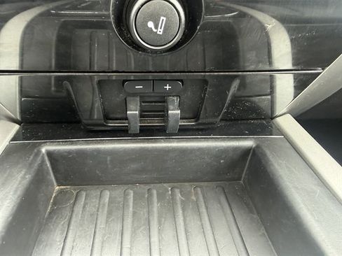 Used 2013 Ford Expedition Limited AWD/4WD image 28
