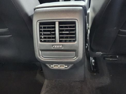 Used 2021 Volkswagen Passat 2.0T SE image 20