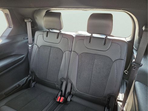 Used 2025 Jeep Grand Cherokee L Altitude image 11