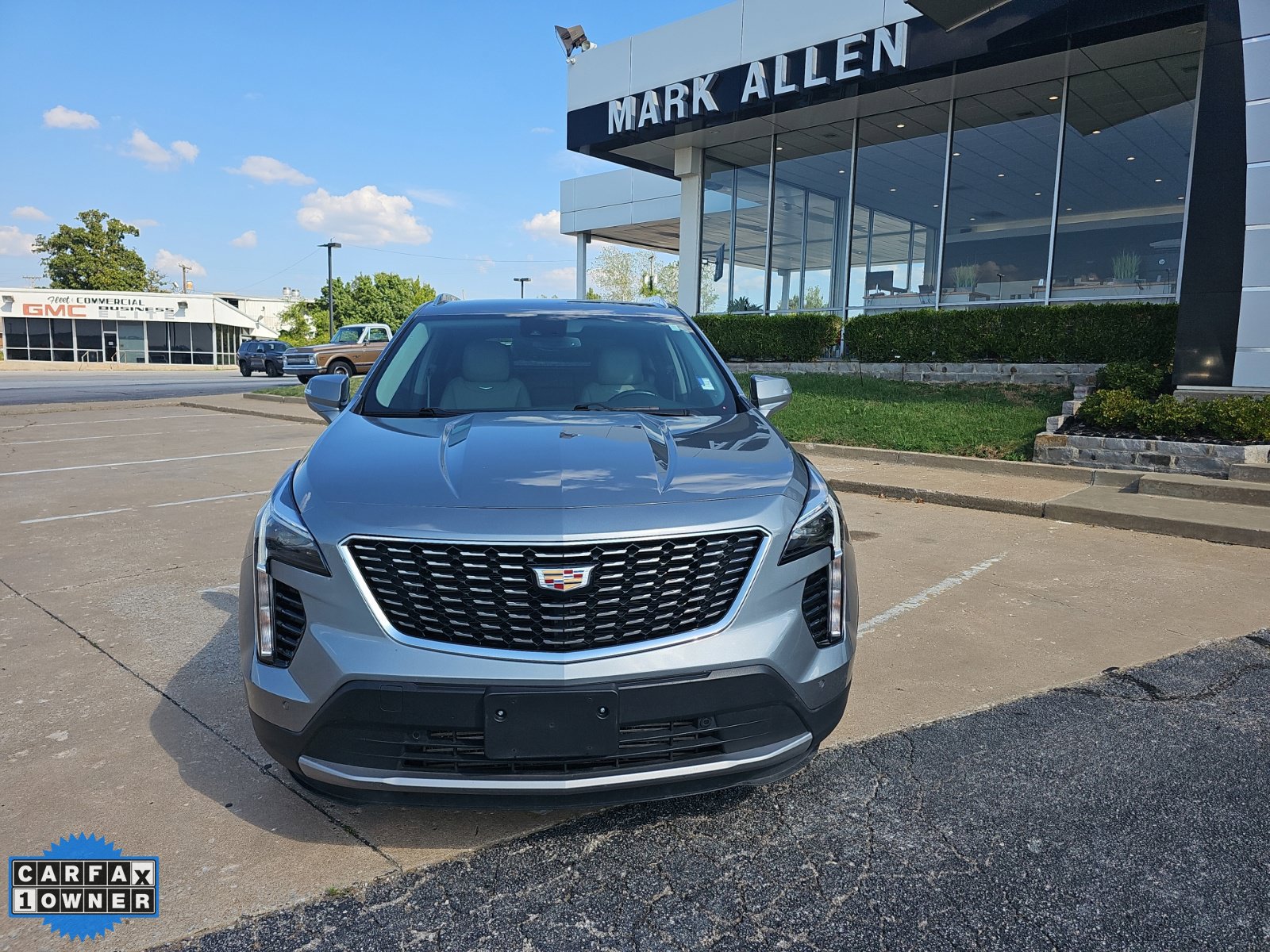 Used 2023 Cadillac XT4 Premium Luxury FWD image 8