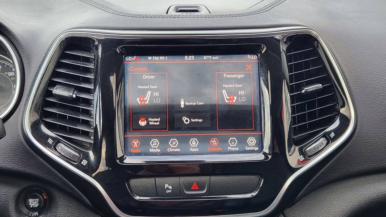 Used 2019 Jeep Cherokee Limited AWD/4WD image 15