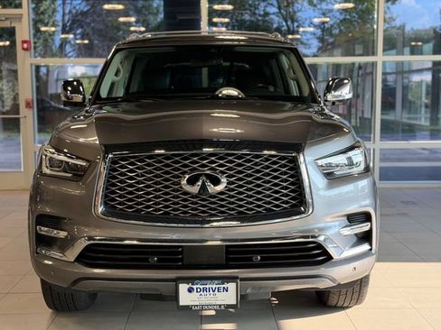 Used 2019 INFINITI QX80 Luxe w/ 22" Wheel Package AWD/4WD image 2