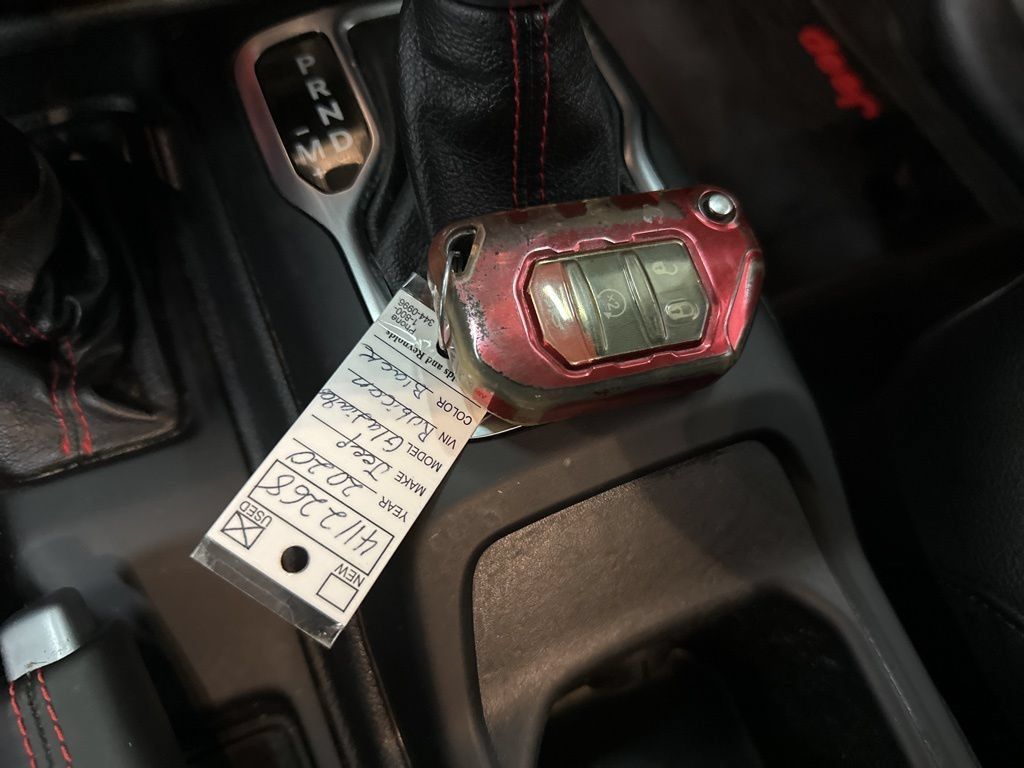 Used 2020 Jeep Gladiator Rubicon AWD/4WD image 39