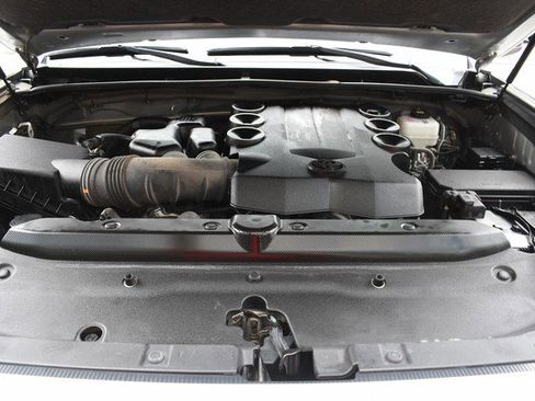 Certified 2023 Toyota 4Runner SR5 AWD/4WD image 29