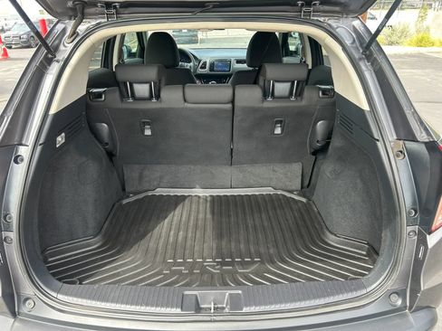 Used 2018 Honda HR-V EX image 23