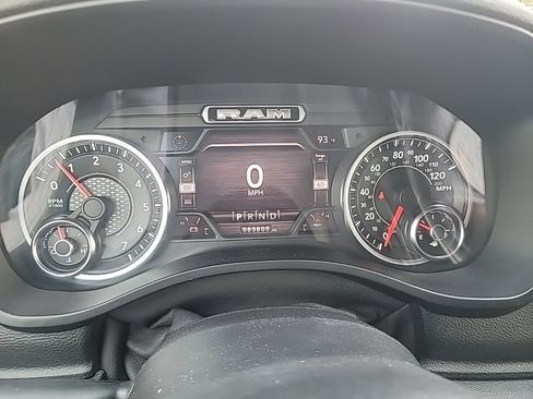 Used 2020 RAM 1500 Big Horn AWD/4WD image 19