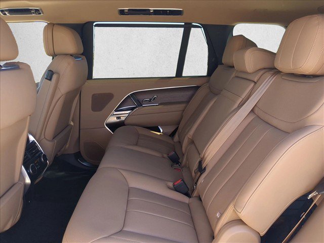New 2027 Land Rover Range Rover Long Wheelbase SE AWD/4WD image 16