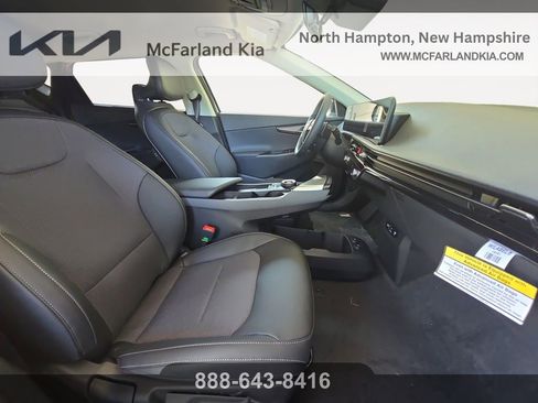 New 2025 Kia EV6 Light w/ Light LR Technology Package image 17