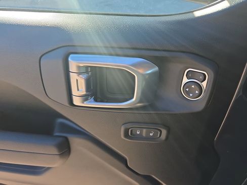 New 2026 Jeep Gladiator Sport image 11