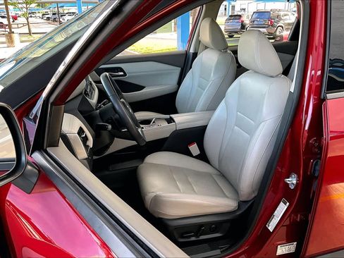 Used 2023 Nissan Rogue SL w/ SL Premium Package FWD image 8