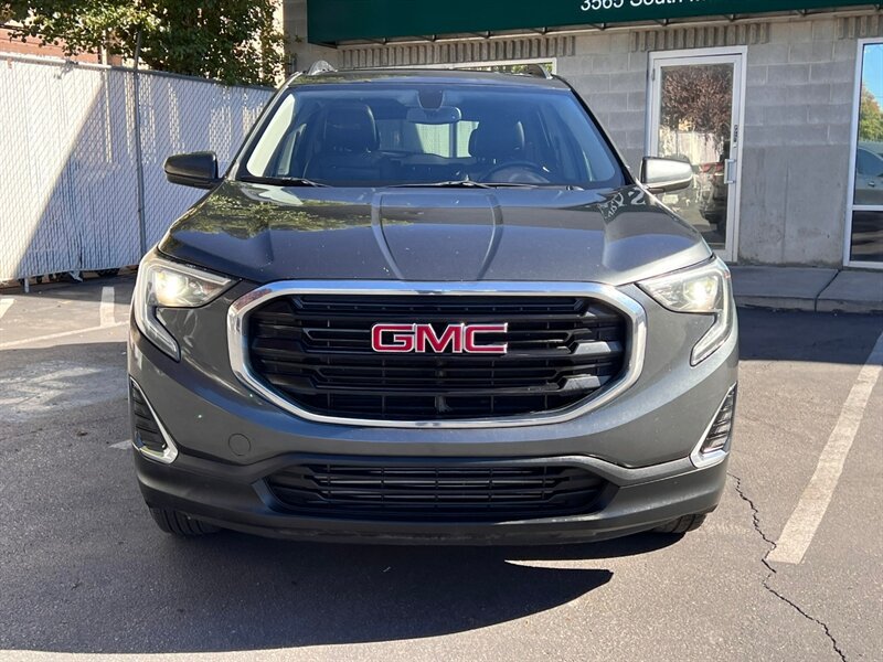 Used 2018 GMC Terrain SLE w/ Infotainment Package I AWD/4WD image 2