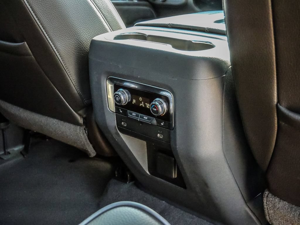 Used 2021 GMC Yukon Denali w/ Denali Premium Package RWD image 25