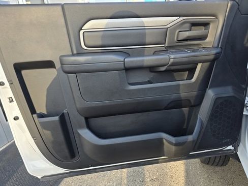 Used 2025 RAM 5500 Tradesman image 17