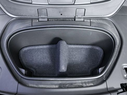 Certified 2023 Volvo XC40 Recharge Plus w/ Protection Package Premier image 35