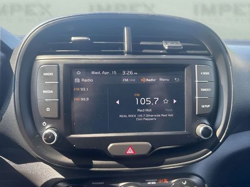 Used 2024 Kia Soul LX w/ Option Group 015 image 16