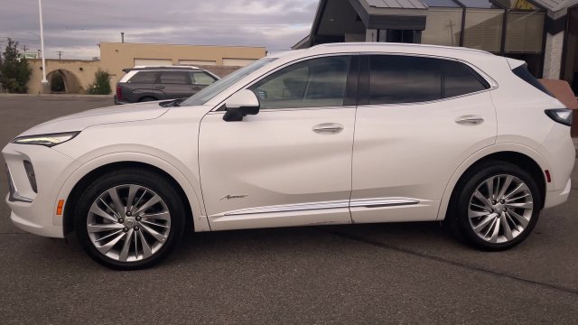 Used 2024 Buick Envision Avenir AWD/4WD image 6