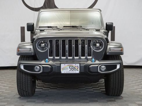 Used 2022 Jeep Wrangler Unlimited Sahara image 2
