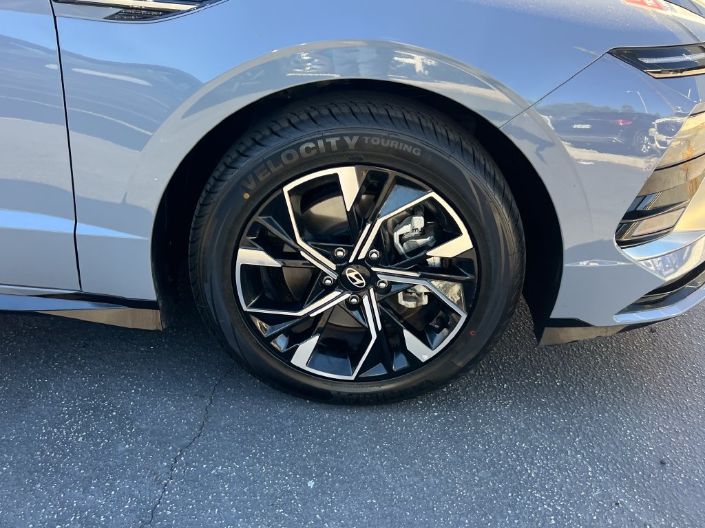 Used 2025 Hyundai Sonata SEL FWD image 11