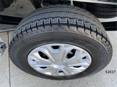 Used 2023 Ford Transit 250 Low Roof w/ Exterior Upgrade Package image 25