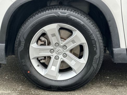 Used 2023 Honda Pilot LX image 31
