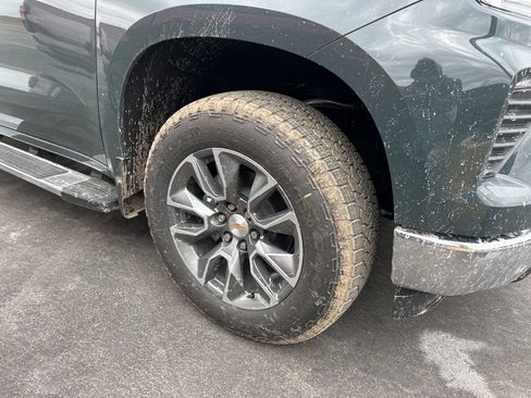 New 2026 Chevrolet Silverado 1500 LT w/ Z71 Off-Road Package image 4