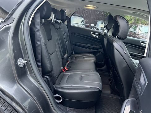 Used 2017 Ford Edge Titanium w/ Equipment Group 302A AWD/4WD image 13