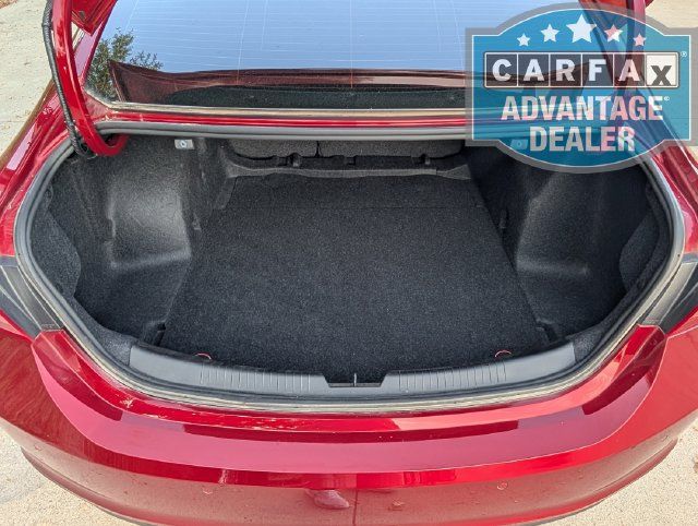 Used 2024 Chevrolet Malibu LT FWD image 24